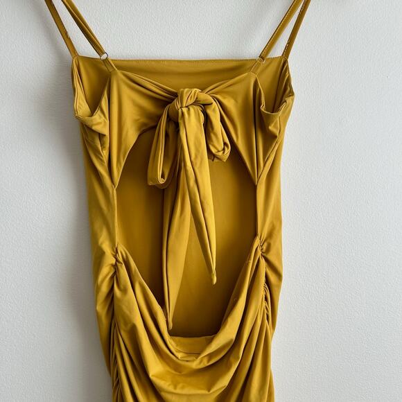 Tiger Mist. Sunrise Ruched Dress in Mustard M - Picture 7 of 8